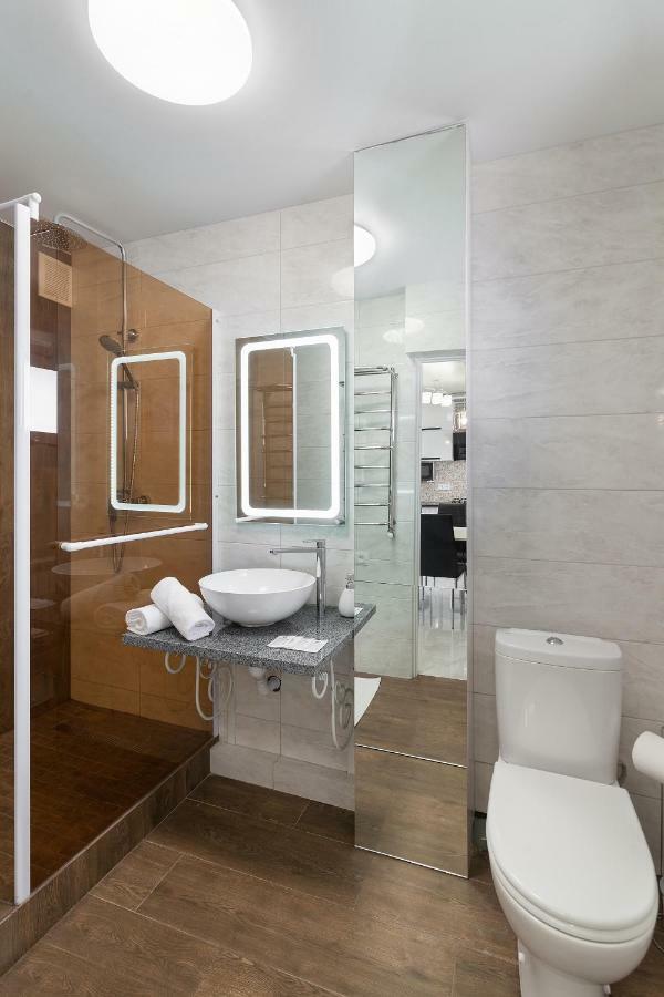 Avangard Shpytalna 20A Apart Lviv Exterior photo