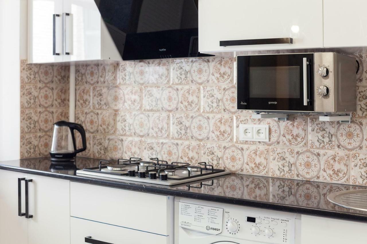 Avangard Shpytalna 20A Apart Lviv Exterior photo
